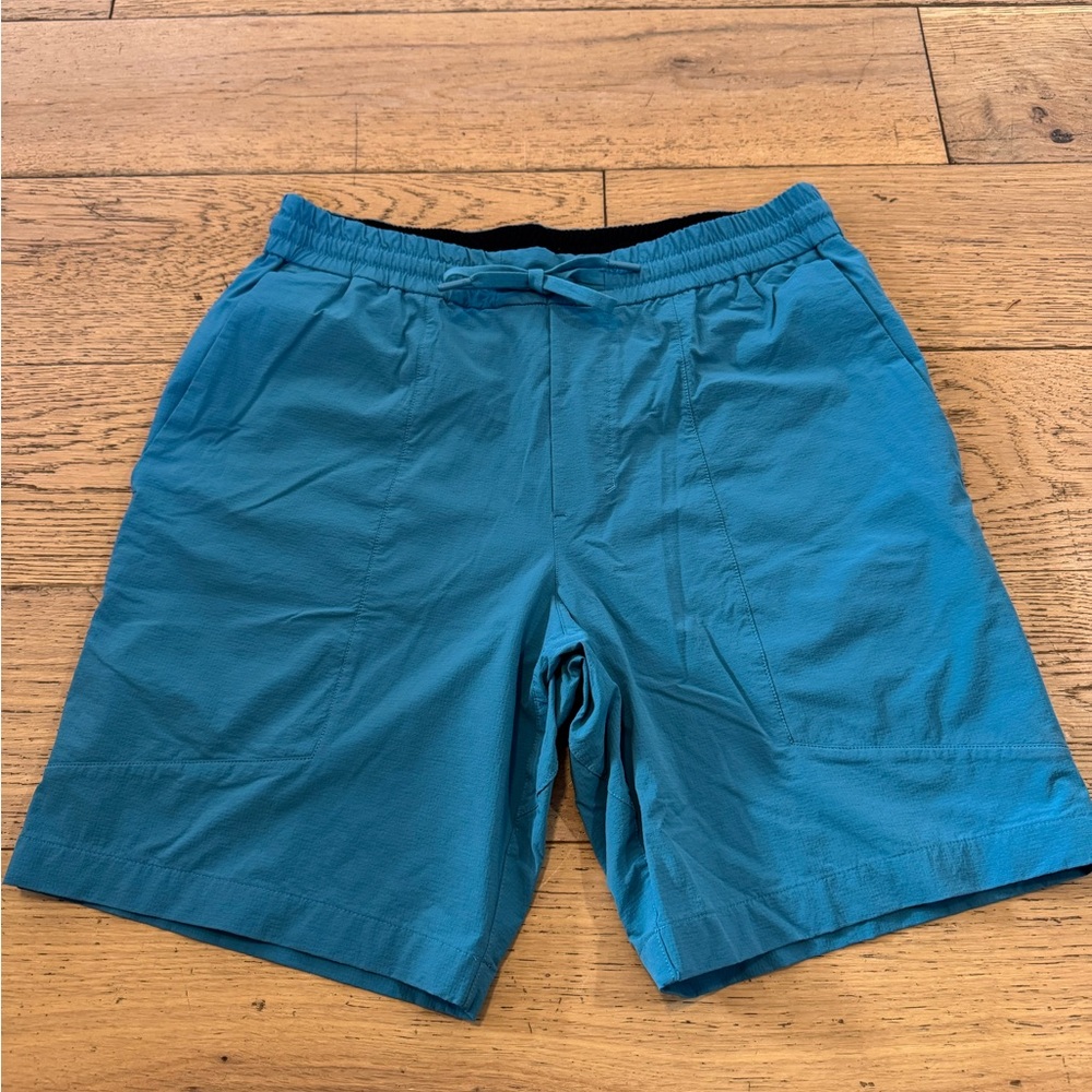Lululemon Bowline Teal Casual Shorts Men's Size Medium (571)